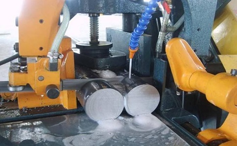 都匀卧式带锯床的送料方式有哪几种？